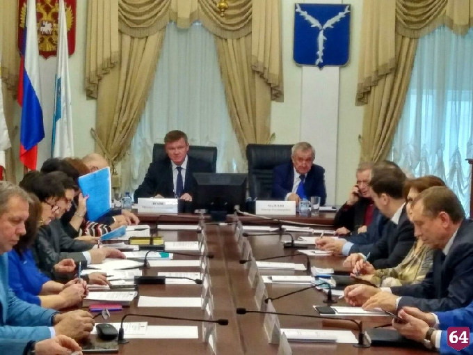 Глава Саратова призвал чиновников поменять отношение к городу 