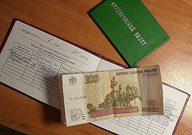 Преподавателя саратовского колледжа поймали на взятке