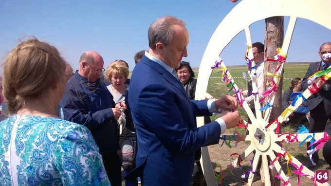 Радаев присвоил саратовскому фестивалю название «Тюльпаны Победы» 