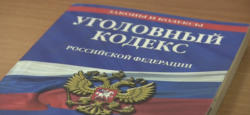 В Саратове иностранец обворовал пожилую соседку после застолья