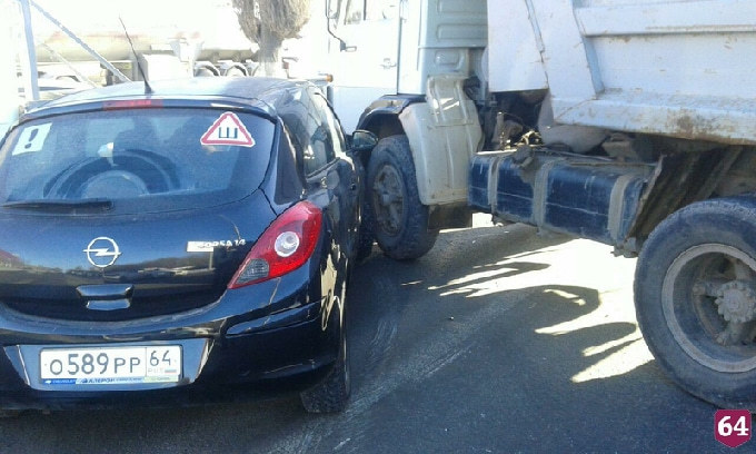 Шехурдина заблокирована из-за тройного ДТП с самосвалом 