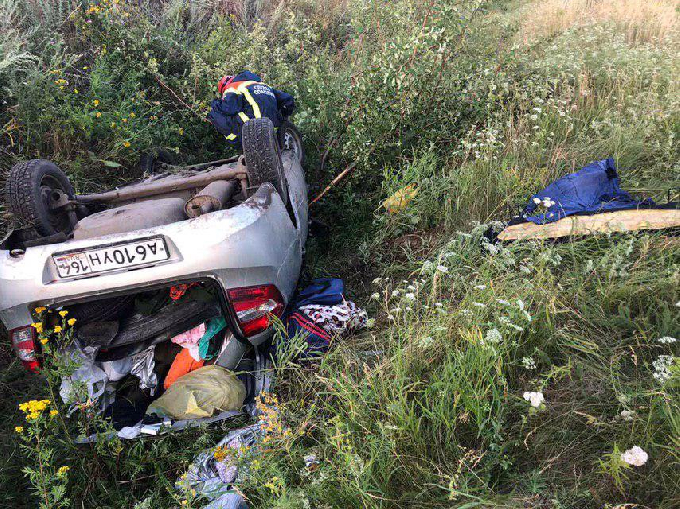 В съехавшей в кювет «Приоре» ранены 4 человека