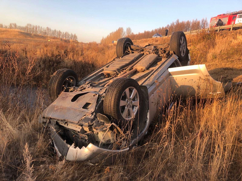 В смертельную аварию под Саратовом попали отец и сын
