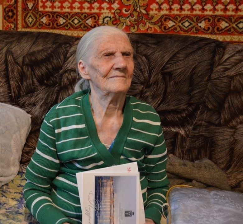 Долгожительница из Саратовской области отметила 96-летие