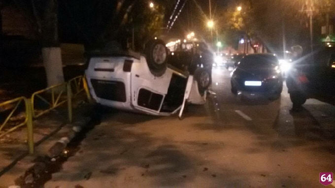 В Саратове девушка пострадала при столкновении автомобилей