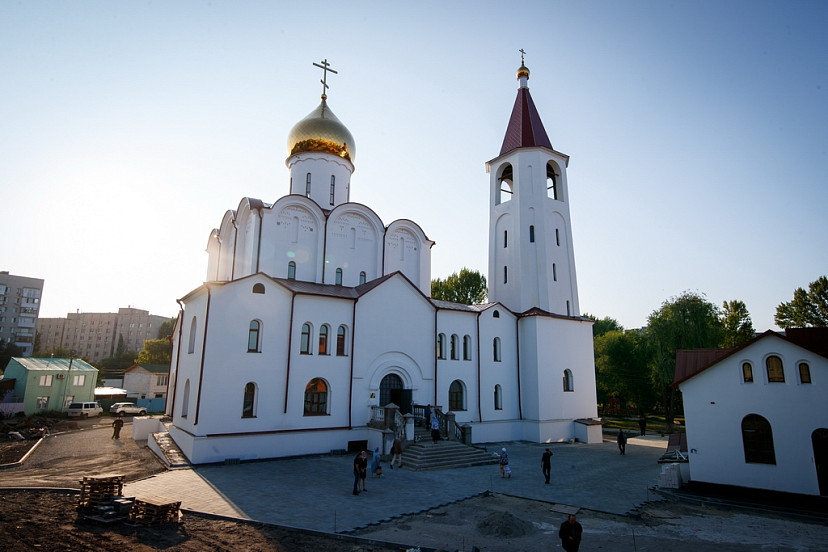 В Саратове можно помолиться у мощей целителя Пантелеимона