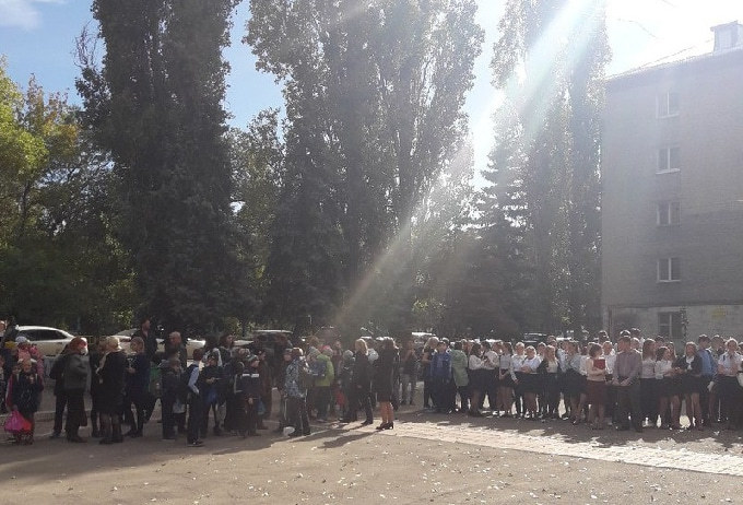 Саратовцы сообщают об эвакуации школ и министерств