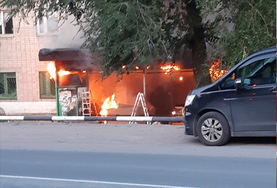 Рабочие устроили пожар в «Пятерочке» 