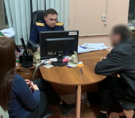 Жительница Саратова умерла в подъезде после избиения соседом