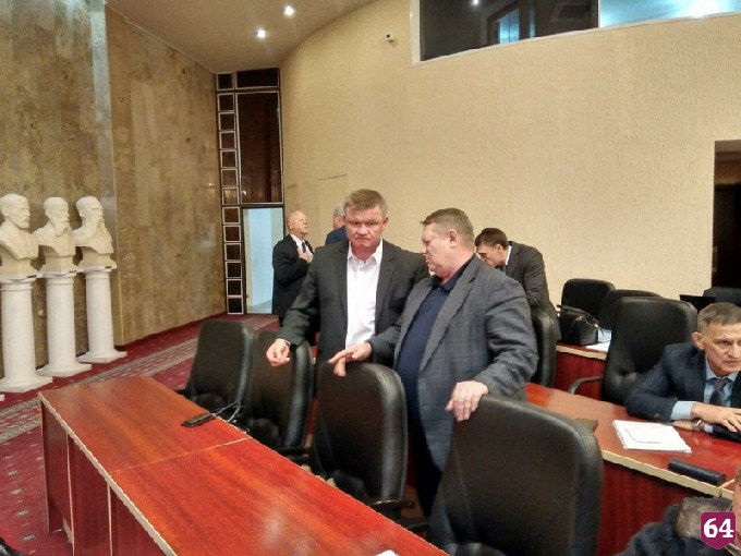 Разногласия в ЖСК тормозят строительство дома в центре Саратова