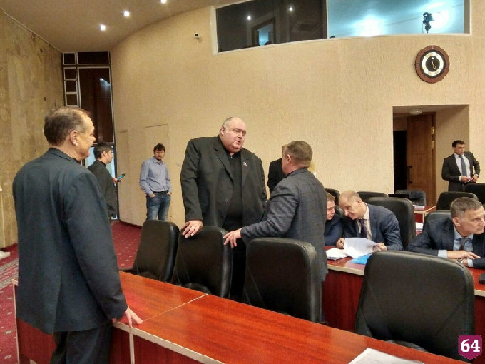 Чиновники надеются на решение суда по проблемному дому на 2-м Одесском проезде 