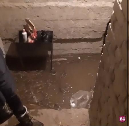 Чиновники назвали сроки ликвидации потопа в доме на Брянской