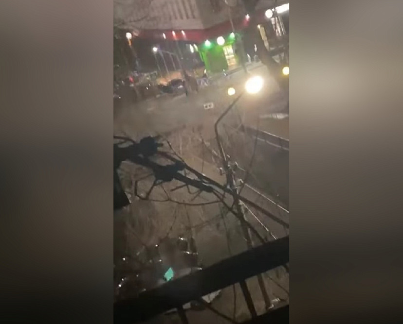 Молодых людей наказали за стрельбу из пистолета в центре Саратова