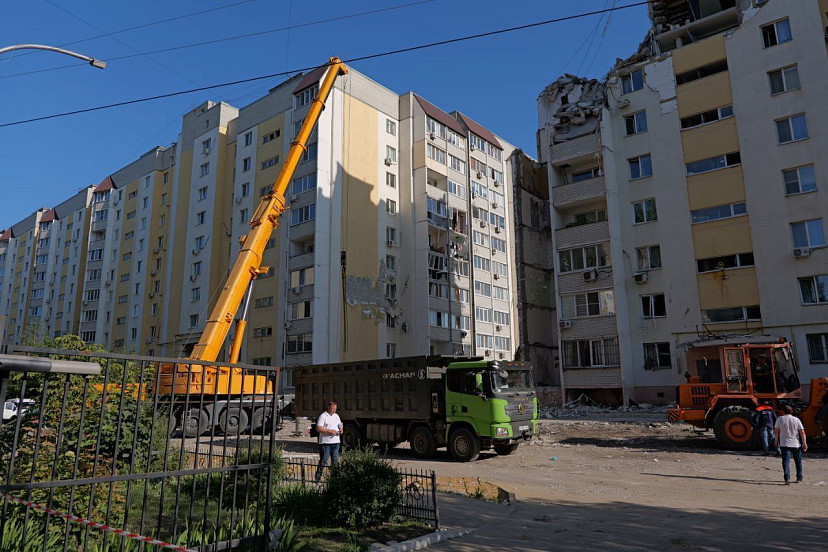 Следователи начали проверку после жалоб жильцов пострадавшего дома на Блинова
