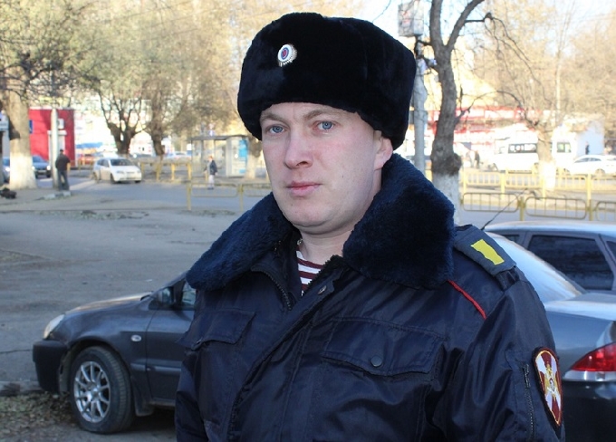 Боец Росгвардии в отпуске помог задержать приезжего афериста