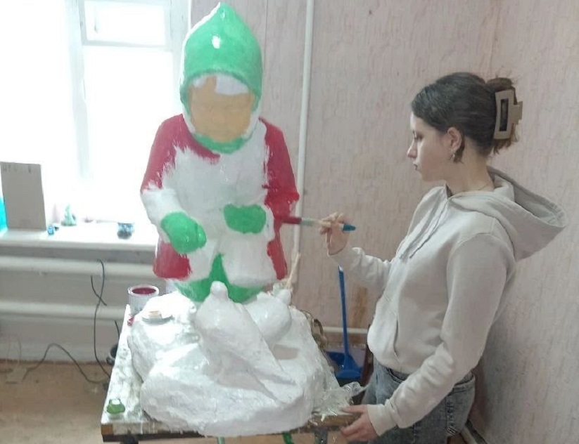 В Саратовской области восстанавливают парковые скульптуры советских времен