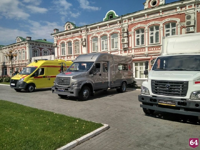 Губернатор высоко оценил мобильные диагностические комплексы 