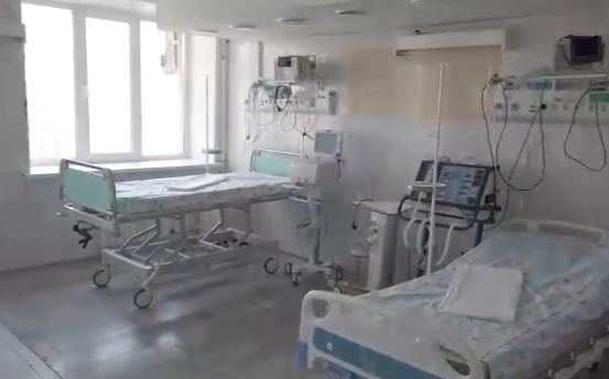 В Саратовской области к ИВЛ подключены 63 пациента с коронавирусом 