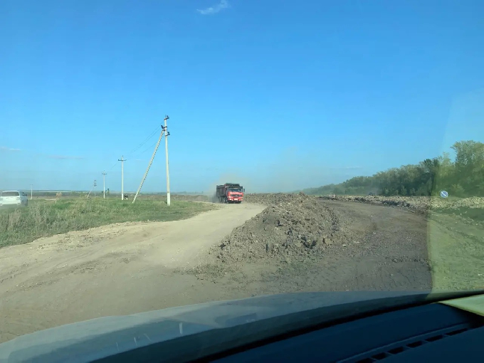 В ремонте дороги «Петровск - Новые Бурасы» задействованы 40 единиц техники