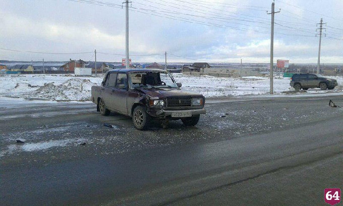 На Кумысной поляне дорогу не поделили водители «Жигулей» 