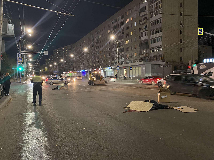 Жителя Саратова осудят за гибель двух пешеходов в ДТП 