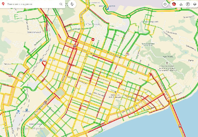 Пробки в Саратове достигли 9 баллов