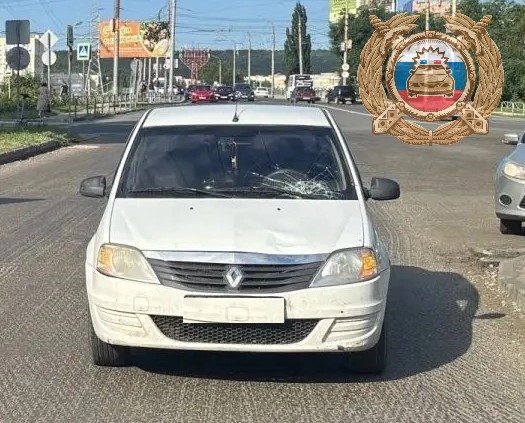В Саратове водитель «Рено» сбил женщину на электросамокате