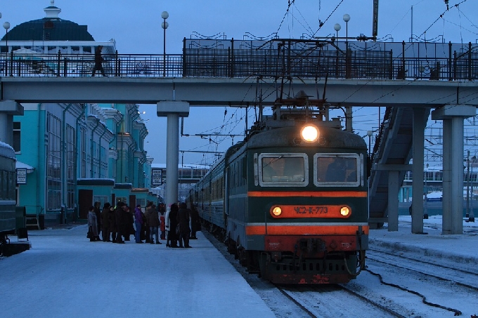 В Саратовской области из-за снегопада запустили дополнительную электричку 