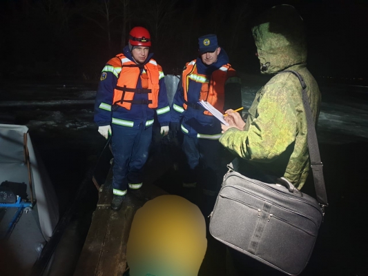 Под Саратовом родственники обнаружили в Волге тело рыбака