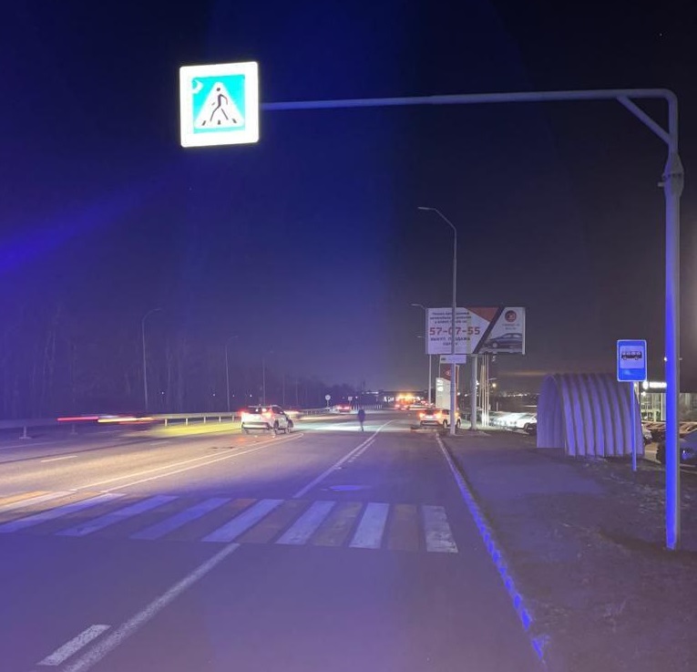 Внедорожник сбил пенсионерку на Усть-Курдюмском шоссе