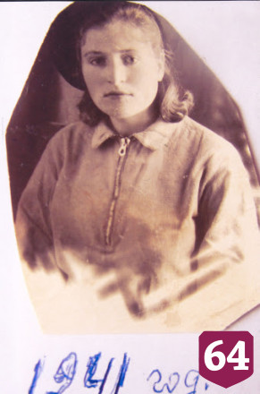 Старейший донор Саратова сдала 11 литров крови за войну