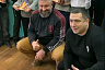 Саратовский силач со спонсорами собрал детям 300 новогодних подарков 