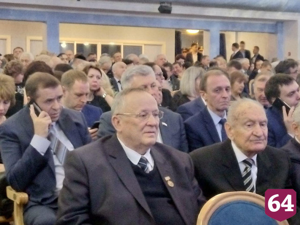 В День Конституции саратовский губернатор рассказал о важности общения с населением 