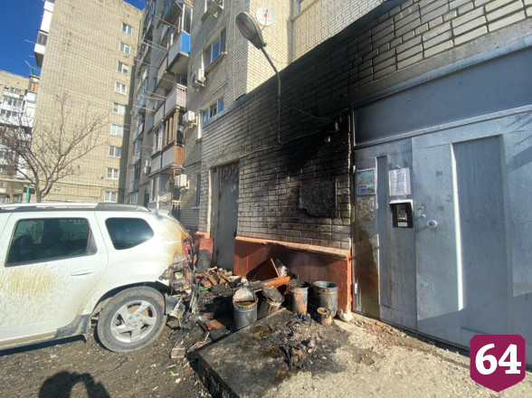 На Большой Горной ночью сгорели 2 иномарки 