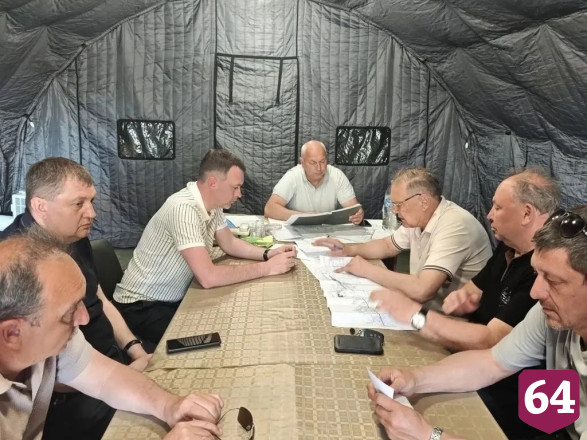 В Энгельсе пробурили и расширяют скважину для нового коллектора