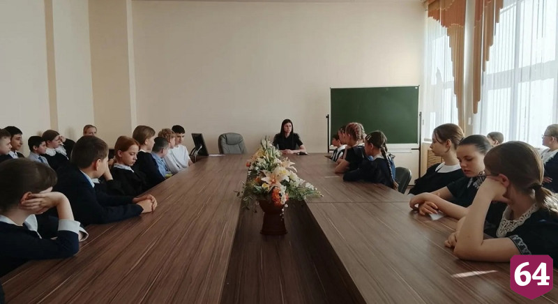 В саратовских школах перед каникулами прошли уроки безопасности