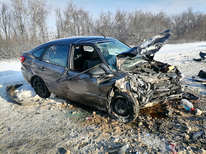 Четыре человека пострадали в ДТП под Саратовом