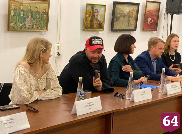 Режиссера сериала «Комбинация» впечатлили набережная и Заводской район Саратова