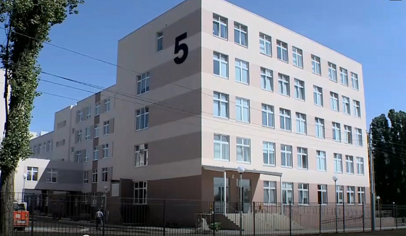 В школах Саратова 1 сентября откроется 2000 новых мест 