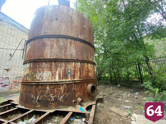 В металлическом резервуаре на Ломоносова найден труп неизвестного 