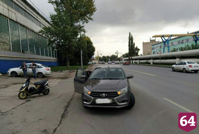 В аварии на Шехурдина покалечился 39-летний скутерист