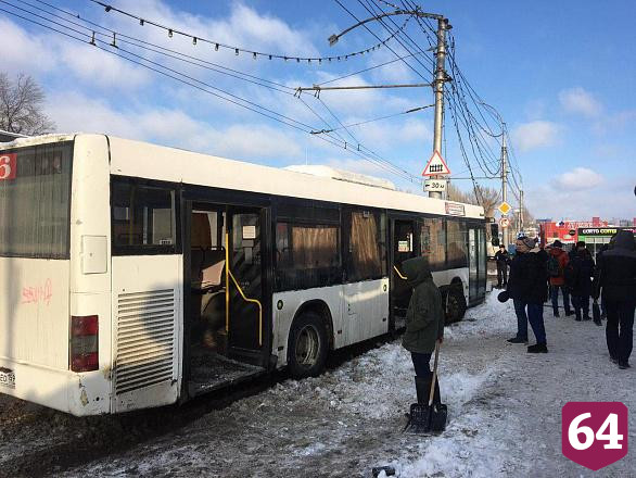 Водителю автобуса ограничили свободу за ДТП с 20 пострадавшими