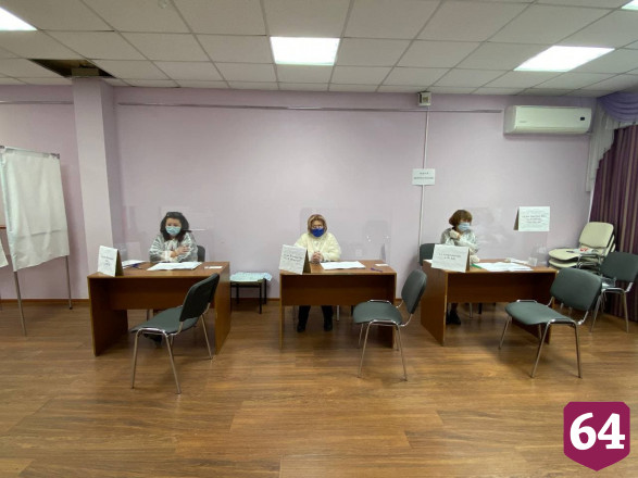Саратовцы активно голосуют на выборах в Госдуму 