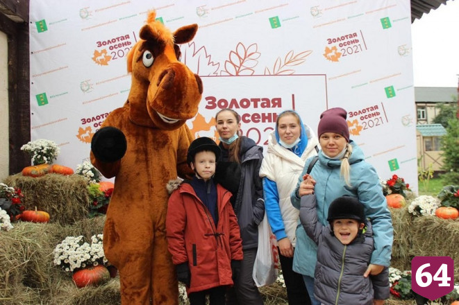 Юный саратовец стал победителем фестиваля по конному спорту 