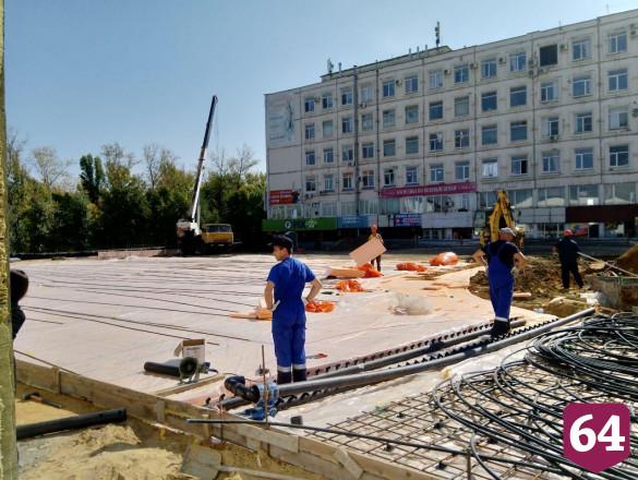 В Саратове озвучили дату открытия парка с бассейнами и катками 