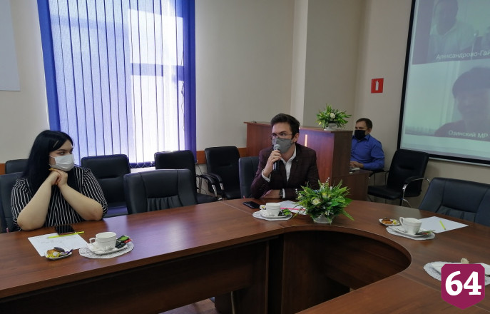 В саратовских школах молодым педагогам недоплачивали подъемные 