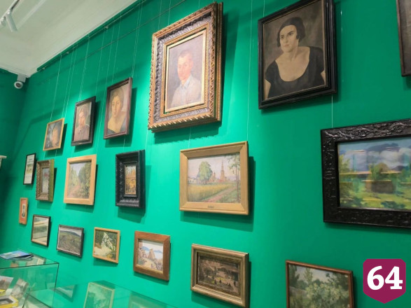 В саратовской галерее открылась выставка «певца русской охоты»