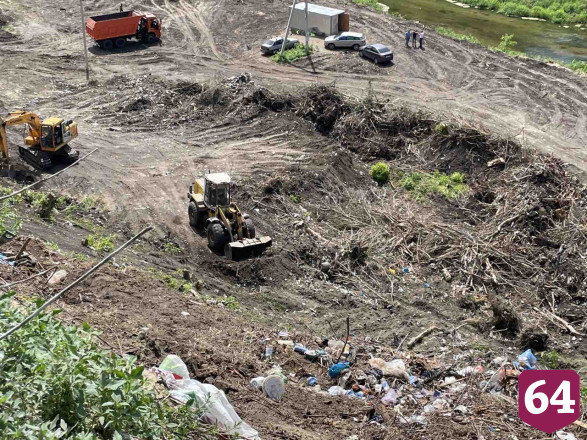На месте свалки у реки появятся зеленая зона и солярий