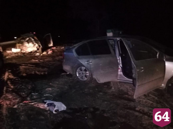 Дальнобойщик учинил массовое ДТП с пострадавшими на трассе под Саратовом 
