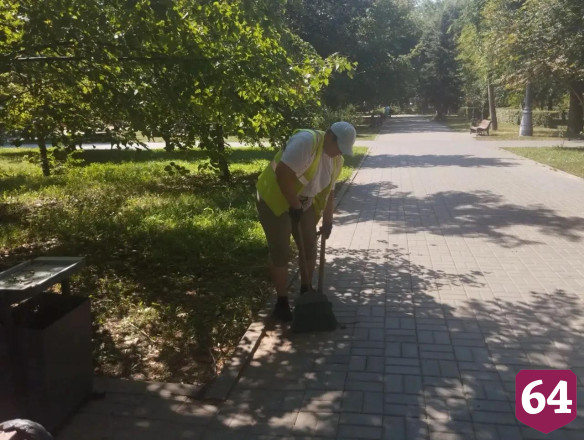 В Энгельсе увеличат парк спецтехники для уборки снега 